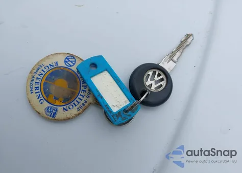 1972 Volkswagen Beetle из США, поврежденный, VIN 1522013731